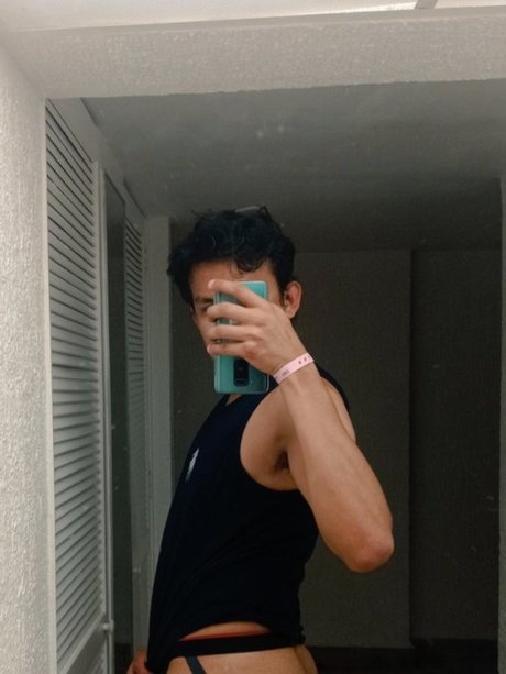 Foto desnuda filtrada de OnlyFans de Pablo S