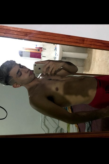 Foto desnuda filtrada de OnlyFans de Pablito Quintana