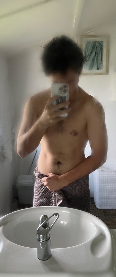 Foto desnuda filtrada de OnlyFans de Owen Dutton