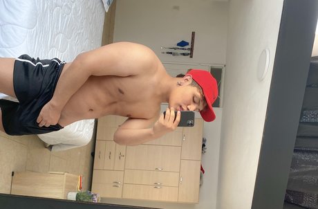 Foto desnuda filtrada de OnlyFans de Oswaldo