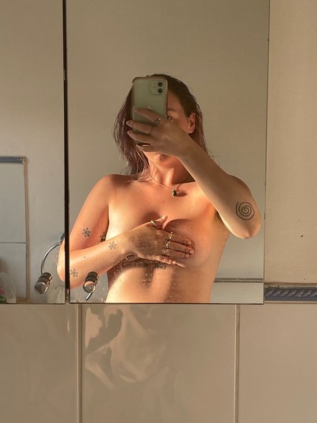 Foto desnuda filtrada de OnlyFans de Ria
