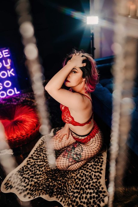 Foto desnuda filtrada de OnlyFans de Beth