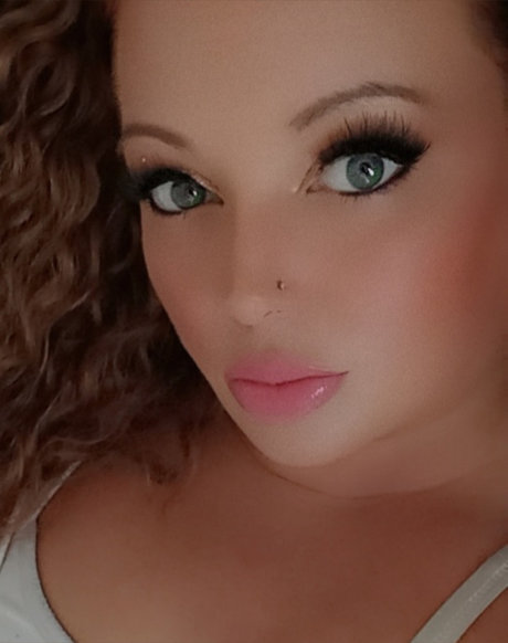 Ava 