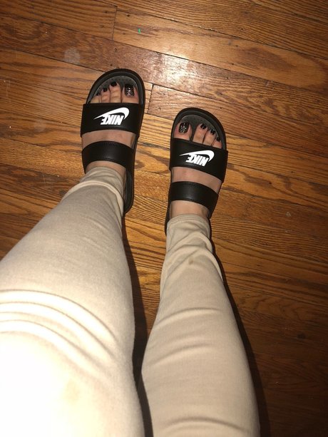 Foto desnuda filtrada de OnlyFans de Pretty Feet