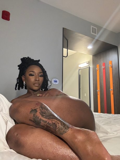 Foto desnuda filtrada de OnlyFans de Pocahontas