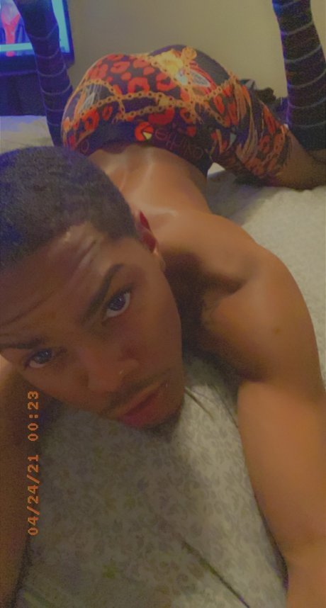 Foto desnuda filtrada de OnlyFans de Pbsaxson