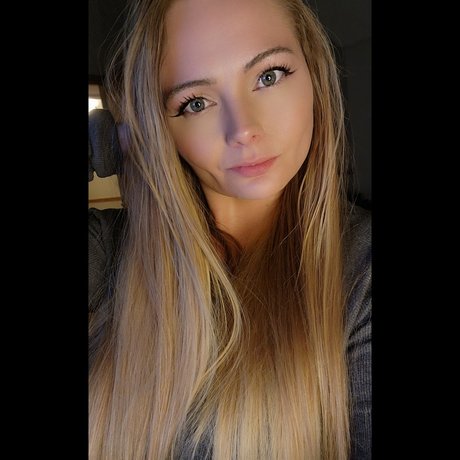 Angel Rae 
