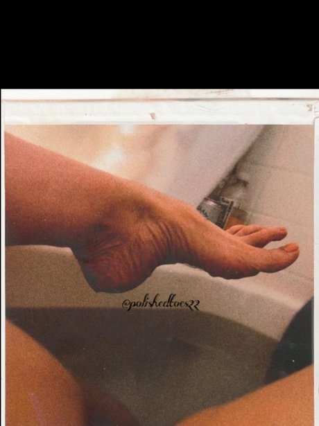 Foto desnuda filtrada de OnlyFans de Polished Toes