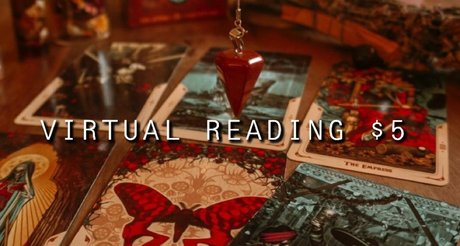 Foto desnuda filtrada de OnlyFans de Planets Of The Universe Tarot Readings