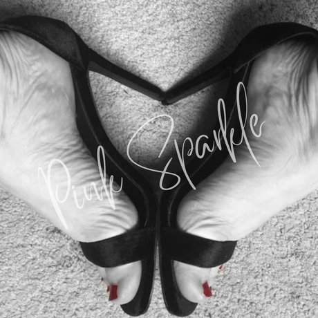 Foto desnuda filtrada de OnlyFans de Pink Sparkle 