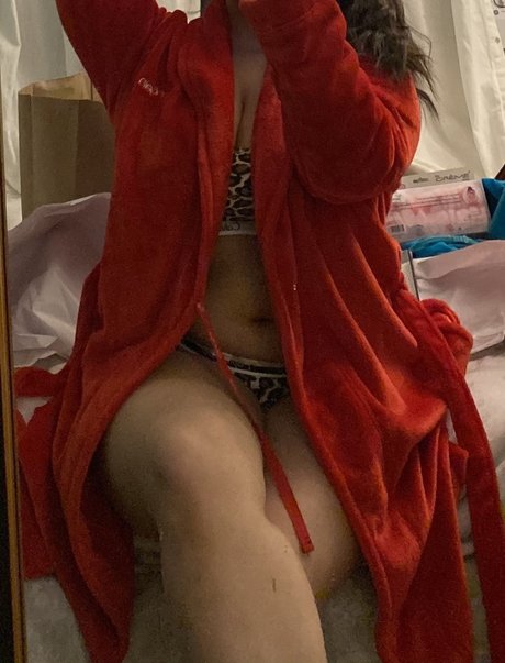 Foto desnuda filtrada de OnlyFans de Crystal