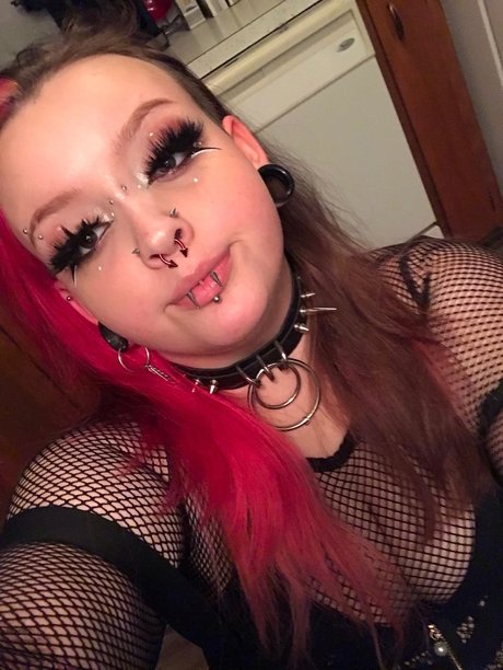 Foto desnuda filtrada de OnlyFans de Honeygoth
