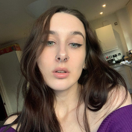 Foto desnuda filtrada de OnlyFans de Ali 