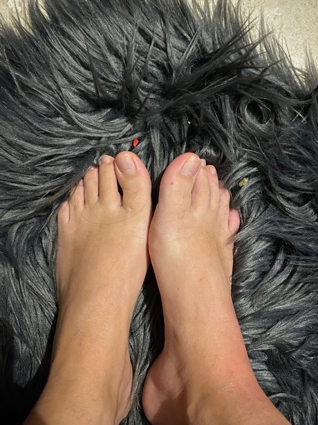 Foto desnuda filtrada de OnlyFans de Piedi Fatati Leccabili