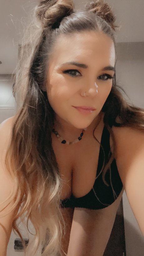 Pheonix Rayne