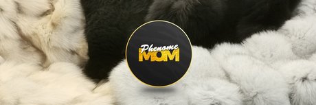 Foto desnuda filtrada de OnlyFans de Phenomemom