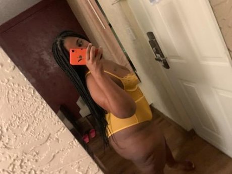 Foto desnuda filtrada de OnlyFans de Pretty Baby