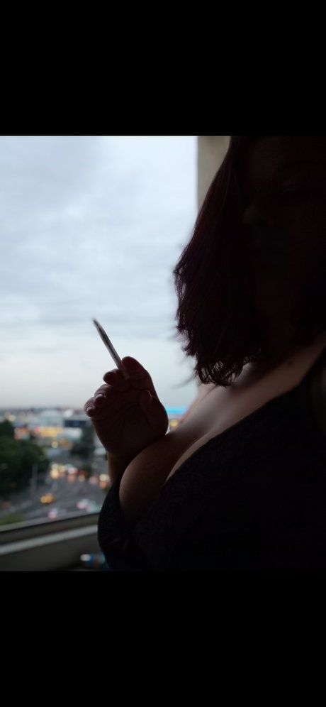 Foto desnuda filtrada de OnlyFans de Petite Ella