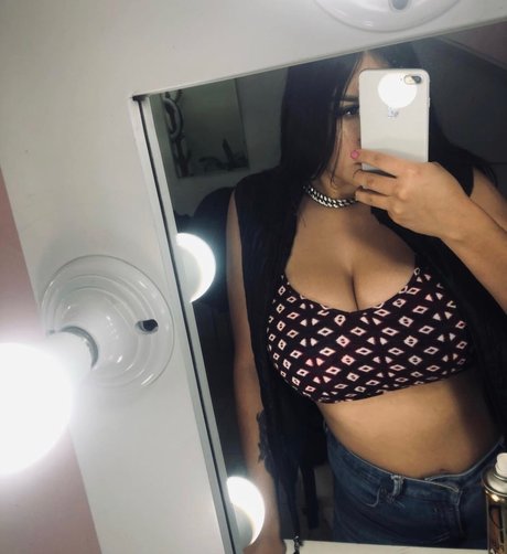 Foto desnuda filtrada de OnlyFans de Rox Queen Flow