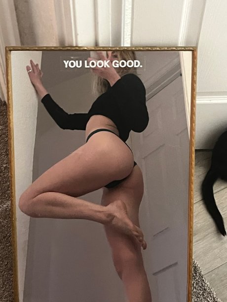 Foto desnuda filtrada de OnlyFans de Bella