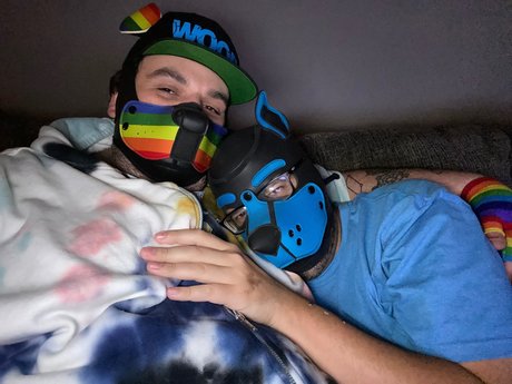 Foto desnuda filtrada de OnlyFans de Pup Kaiju And Pup Treble