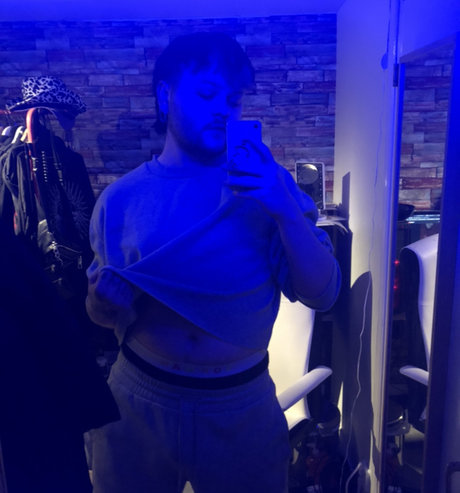 Foto desnuda filtrada de OnlyFans de Luke