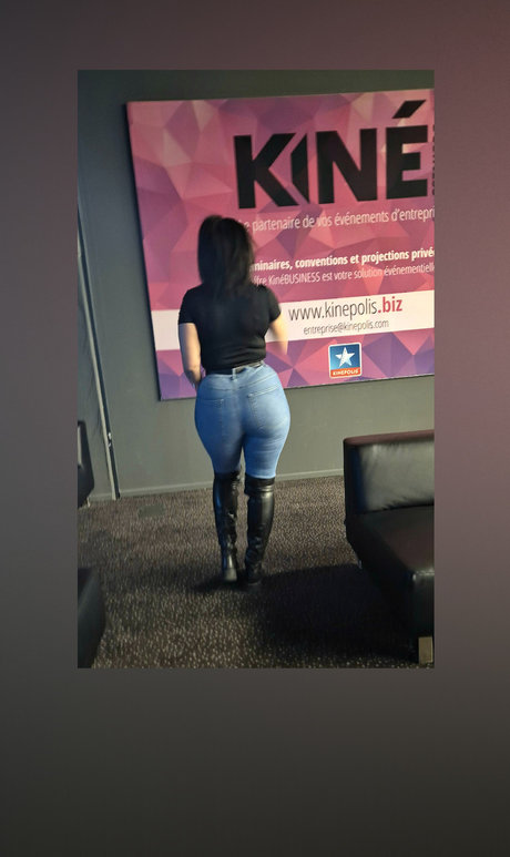Foto desnuda filtrada de OnlyFans de Professora