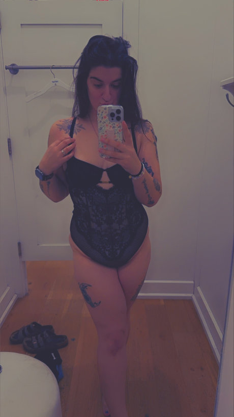 Foto desnuda filtrada de OnlyFans de Miss M