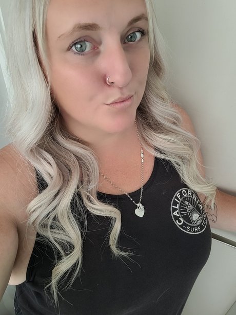 Foto desnuda filtrada de OnlyFans de Lauryn