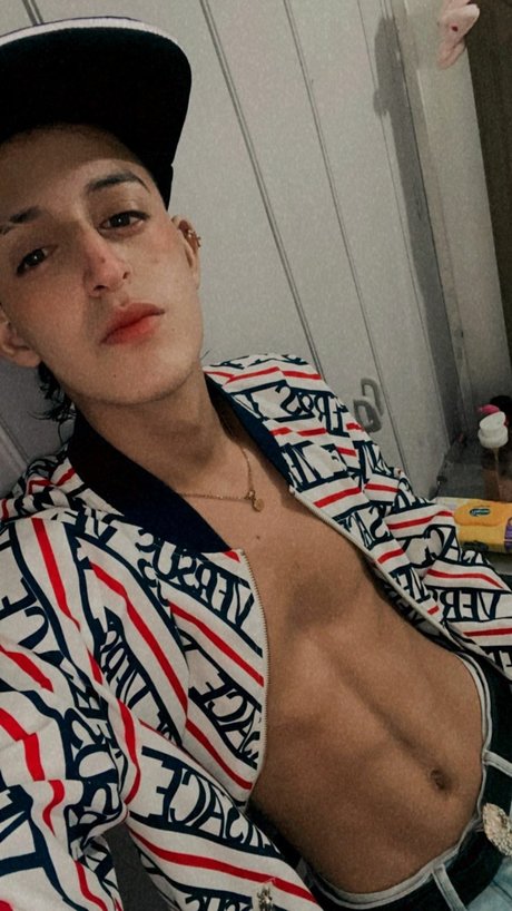 Foto desnuda filtrada de OnlyFans de Princeoflove4u
