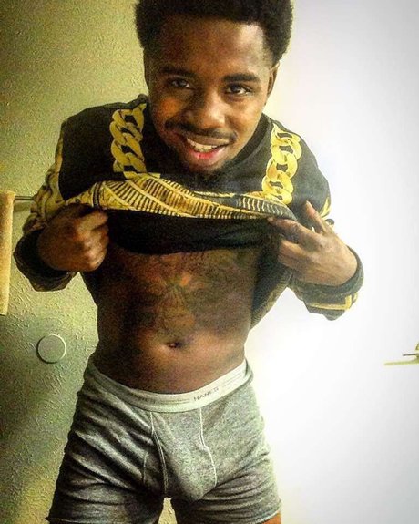 Foto desnuda filtrada de OnlyFans de Darius Bates