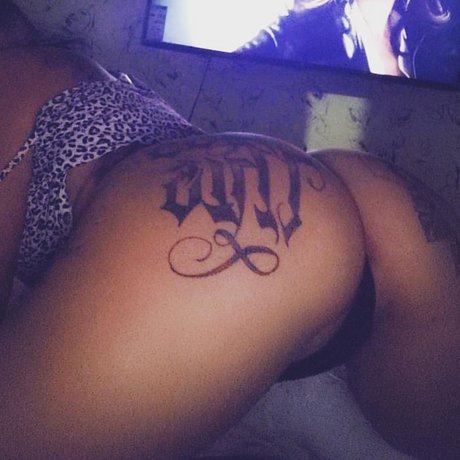 Foto desnuda filtrada de OnlyFans de Teebaby 