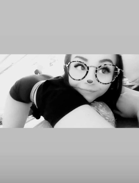 Foto desnuda filtrada de OnlyFans de Rissarose420