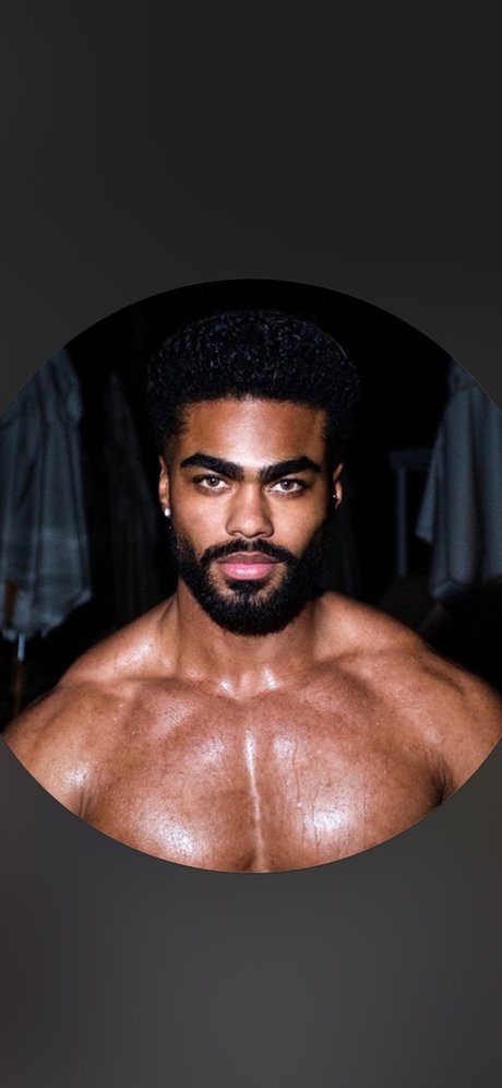 Foto desnuda filtrada de OnlyFans de Richard