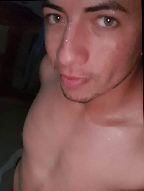 Foto desnuda filtrada de OnlyFans de reygatitooficial01