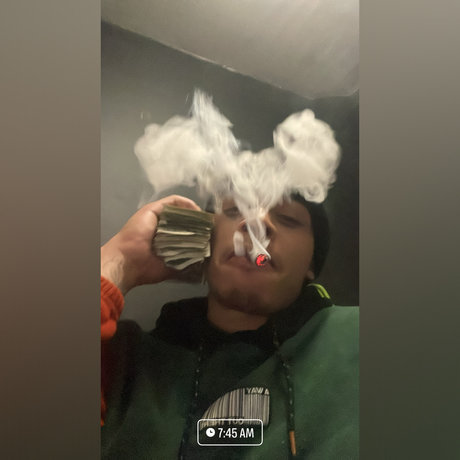 Foto desnuda filtrada de OnlyFans de Renzobaby