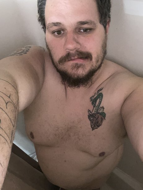 Foto desnuda filtrada de OnlyFans de Redwood