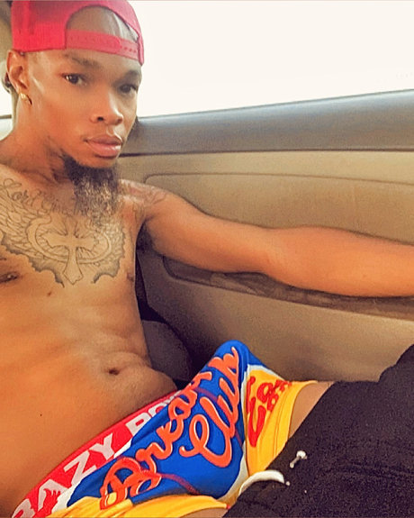 Foto desnuda filtrada de OnlyFans de Red