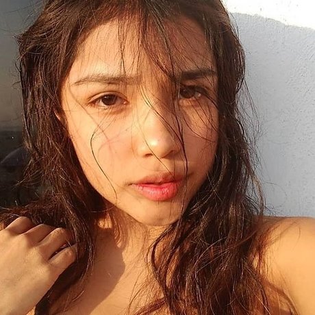 Foto desnuda filtrada de OnlyFans de Solo Yo