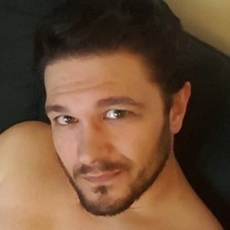 Foto desnuda filtrada de OnlyFans de Trojan Snow