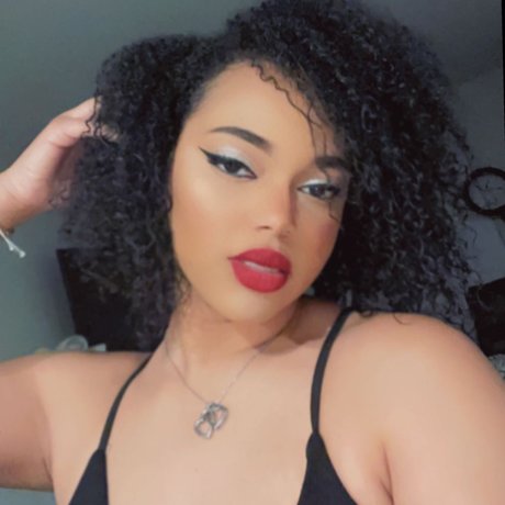 Foto desnuda filtrada de OnlyFans de   