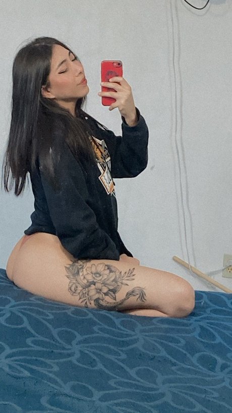 Foto desnuda filtrada de OnlyFans de Cuty12