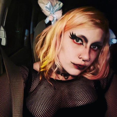 Foto desnuda filtrada de OnlyFans de Ray Of Cum
