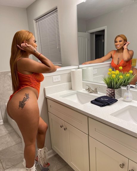 Foto desnuda filtrada de OnlyFans de Marianna