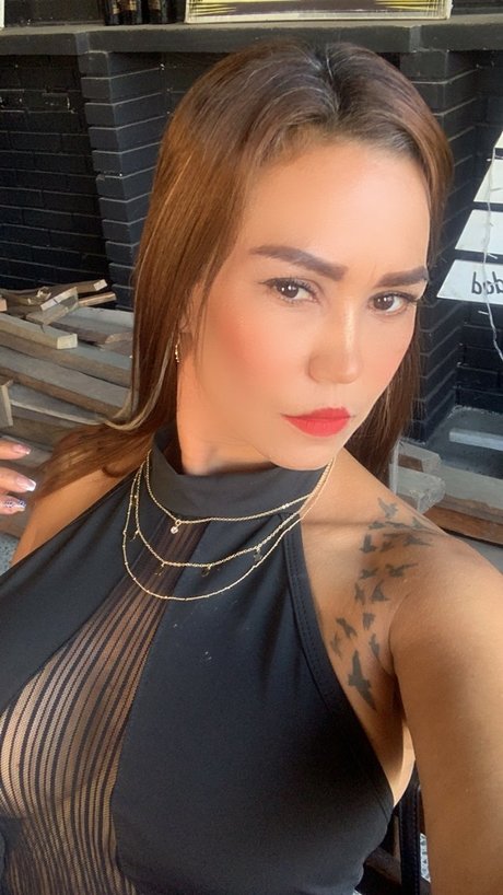 Foto desnuda filtrada de OnlyFans de Maria Colorado
