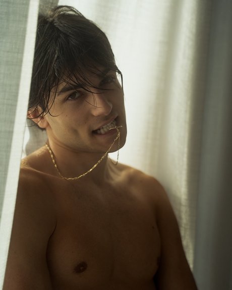 Foto desnuda filtrada de OnlyFans de Marco
