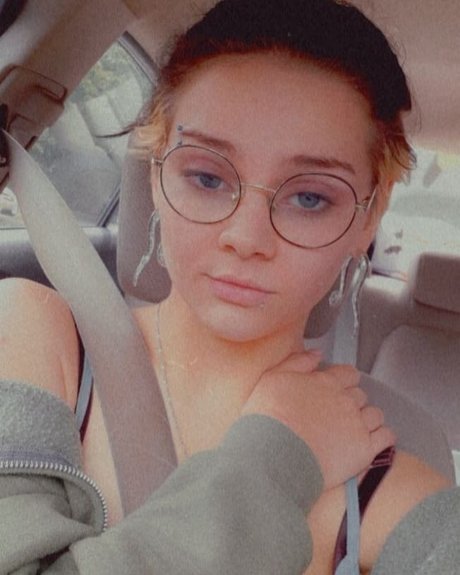 Foto desnuda filtrada de OnlyFans de Maplemcgee