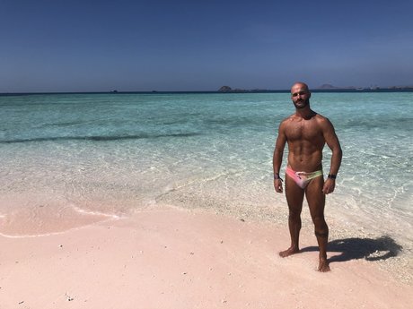 Foto desnuda filtrada de OnlyFans de Manugasso