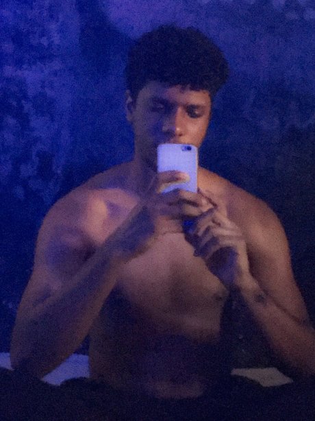 Foto desnuda filtrada de OnlyFans de Manuelxxx