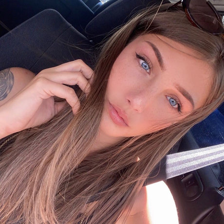 Manuela Elena 